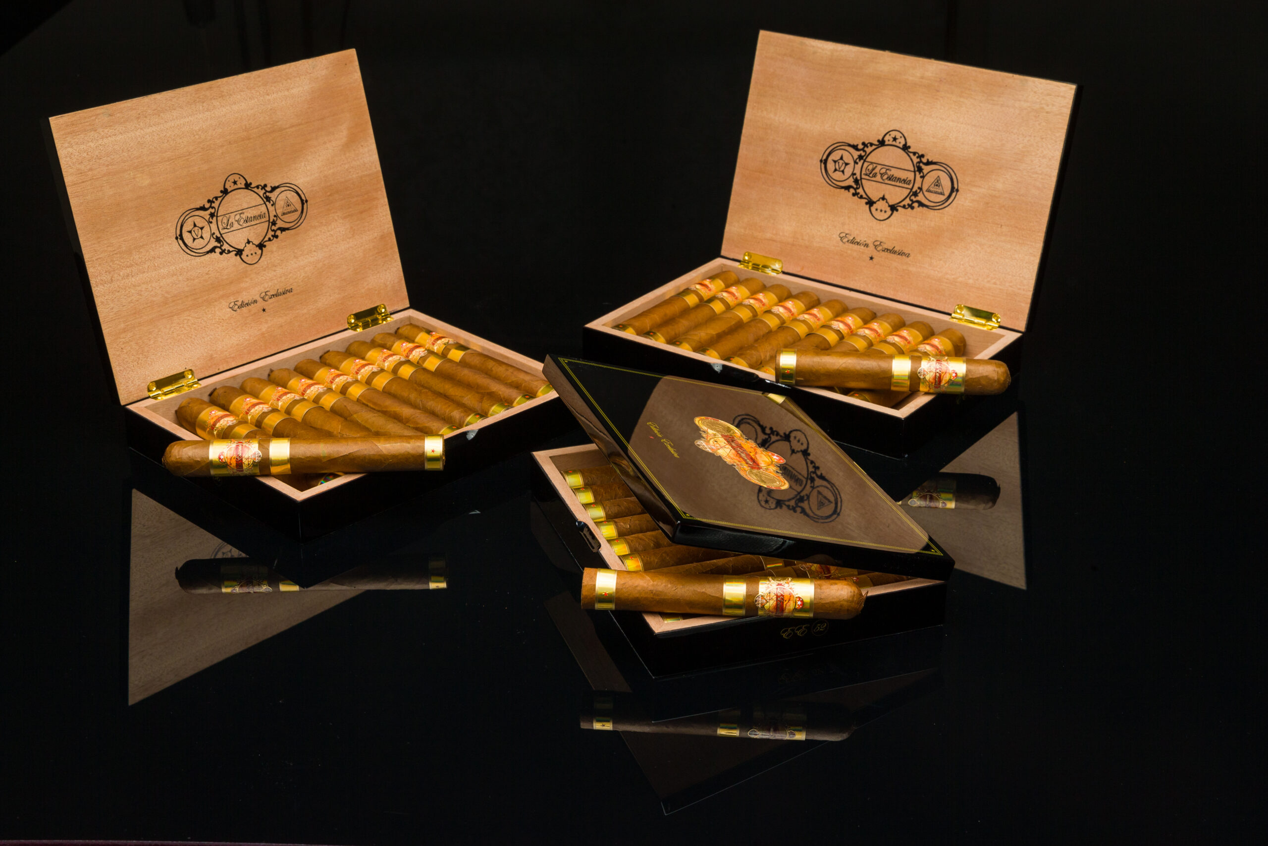 Photo: Bram Saeys; Meerapfel Cigars, La Estancia Edicion Exclusiva